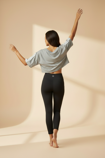 FORME IV – Off-the-Shoulder Crop T-Shirt