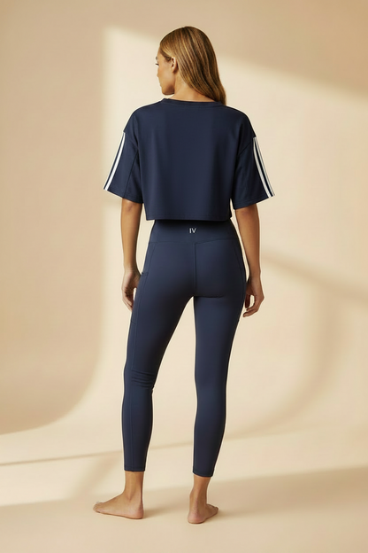 FORME IV – Off-the-Shoulder Crop T-Shirt